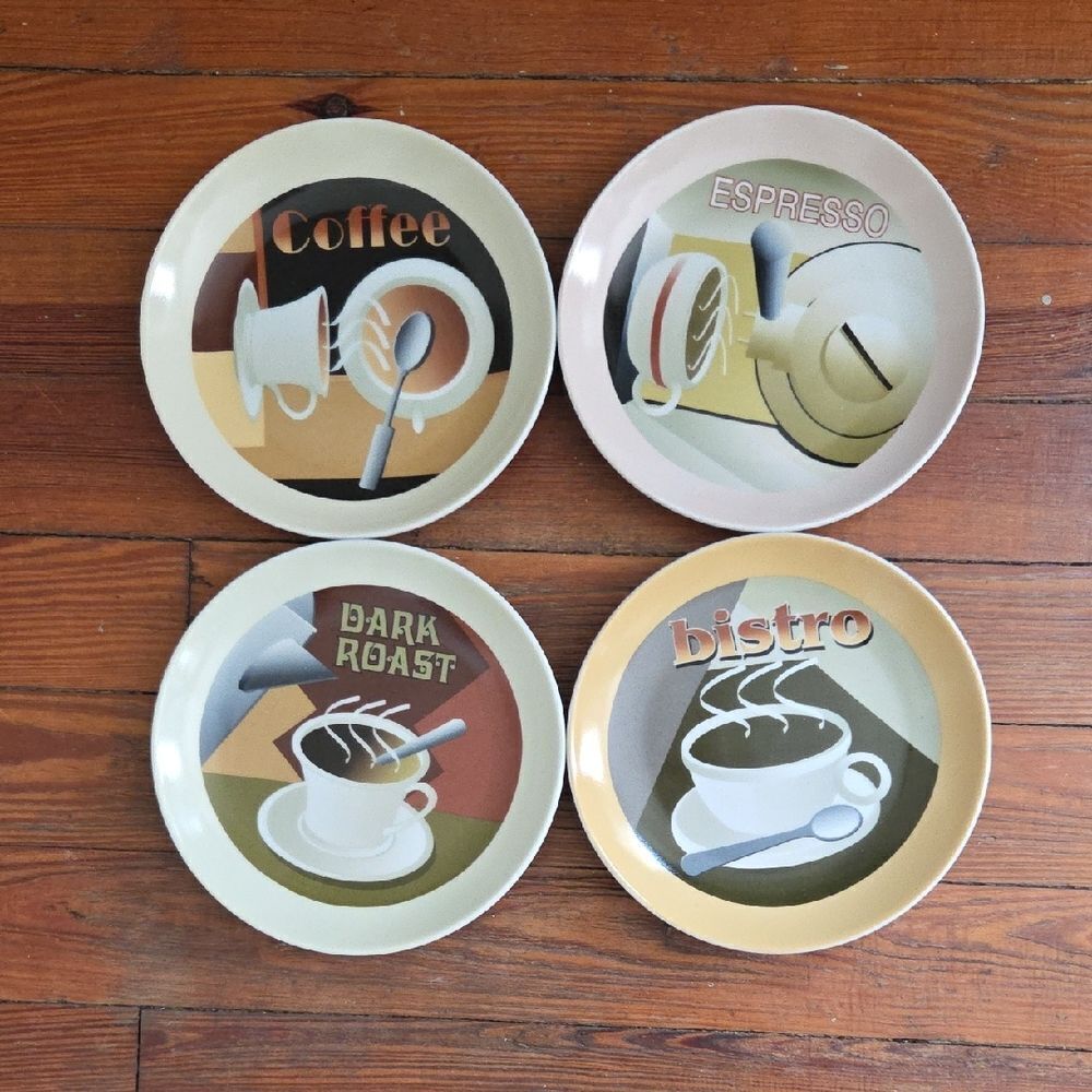 Boston Warehouse Trading Corp.Vintage Dessert Plates